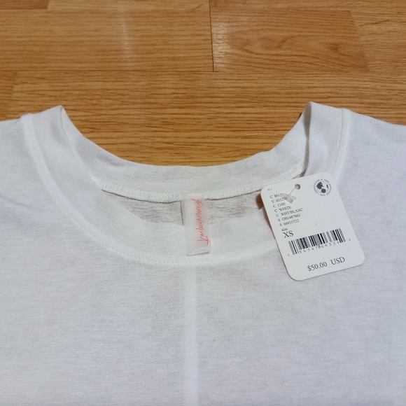 Free People movement tempo tee  Optic white. Size xs. NWT. - Picture 5 of 10
